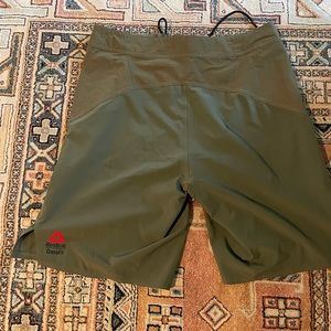 Mens Reebok crossfit shorts. Only worn a few times in great condition.